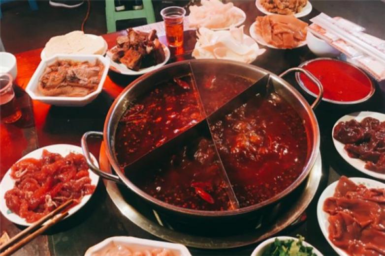 巴渝龙老火锅加盟