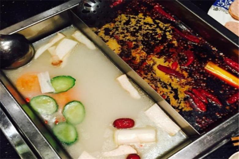 百年川椒火锅加盟