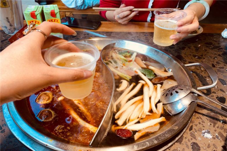 岔吃岔喝自助火锅加盟