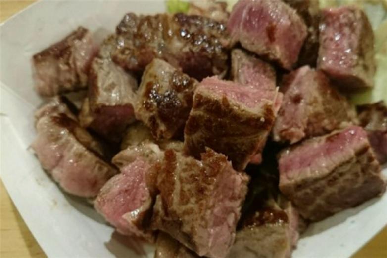 米灵顿立食牛排加盟