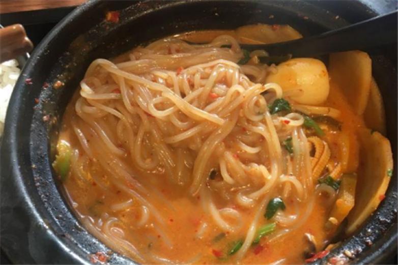 阳妈妈砂锅加盟