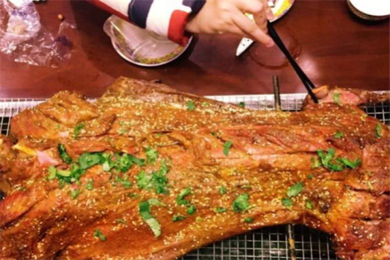 巴渝人烤全羊加盟