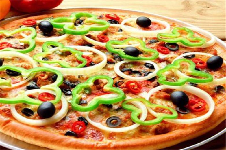 多米诺比萨加盟