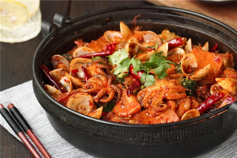 胜百川麻辣香锅加盟