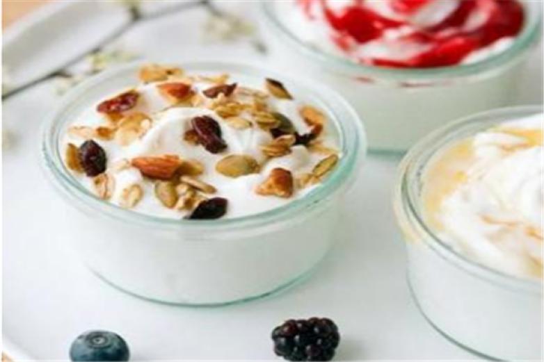 三只酸奶牛加盟