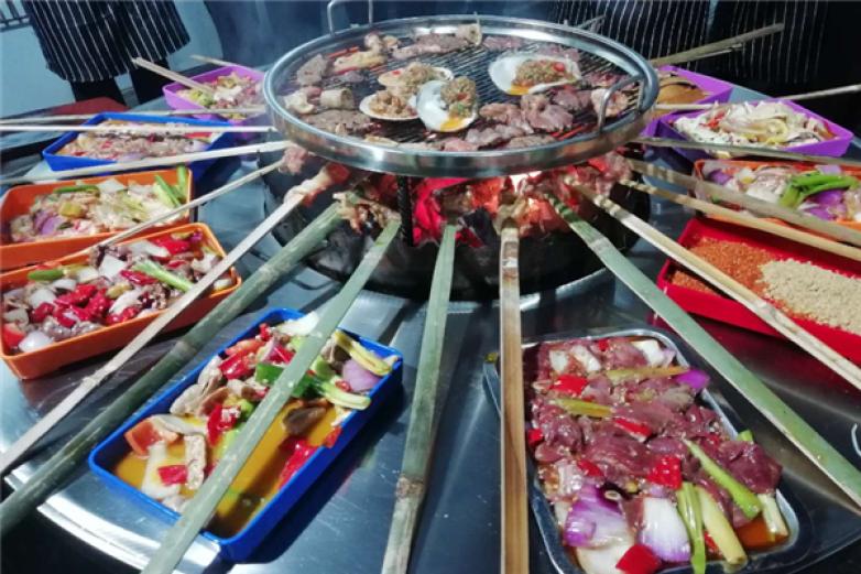 大牙签火盆烧烤加盟