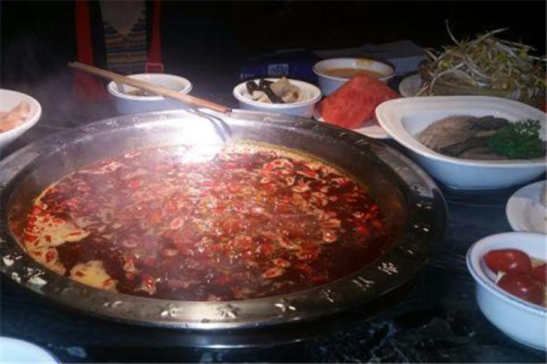 霸道老火锅加盟