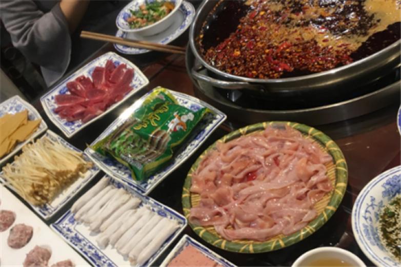 重庆渝禾庄火锅加盟