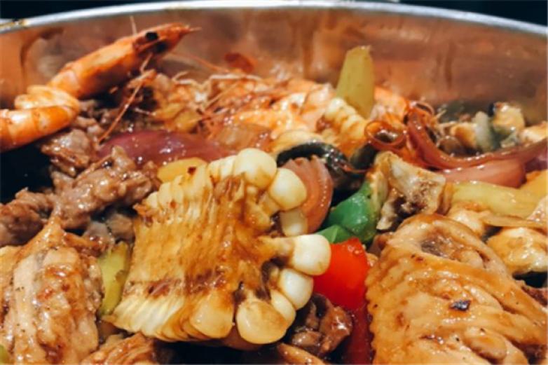 海陆空焖锅加盟