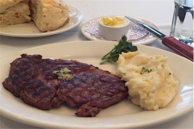 玛丽娜牛排坊加盟