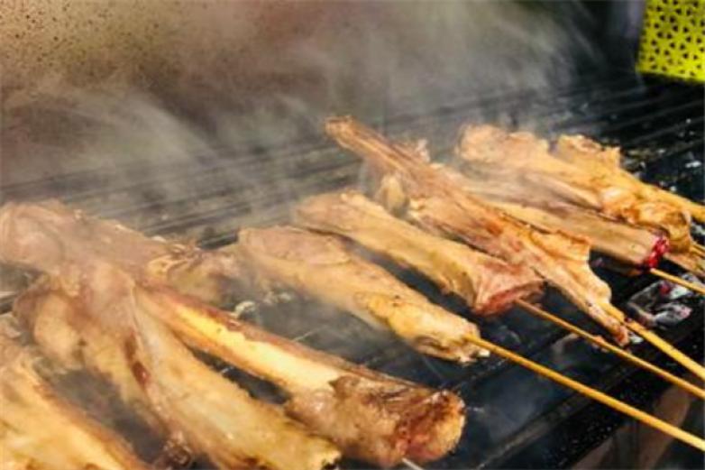 翘歌烧烤加盟