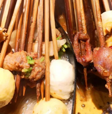 矛椒火辣串串香火锅