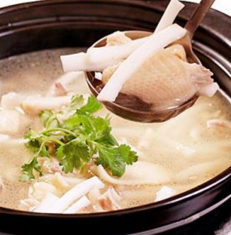 润园四季椰子鸡火锅