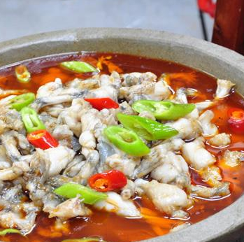 石笠鲜蒸汽石锅鱼