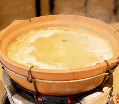 鲜入为煮港式打边炉