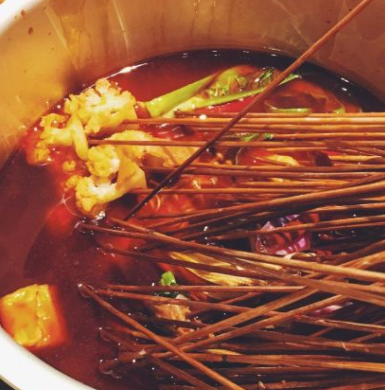 晓锅时代旋转串吧