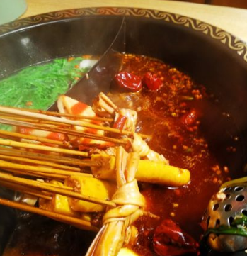 蜀味古巷子串串香火锅