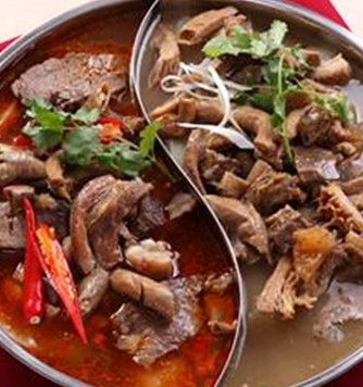 牛炖牛板筋火锅