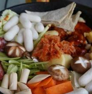 大明洞韩式年糕火锅