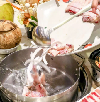 秀色野菌椰子鸡