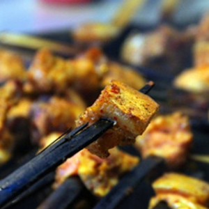 西昌特色火盆烧烤