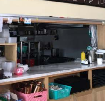 百味李式烧烤店