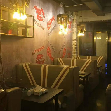 百味源小炒龙虾烧烤