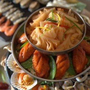 东方宴汤烤锅王