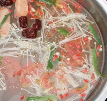 川福龙菌汤火锅