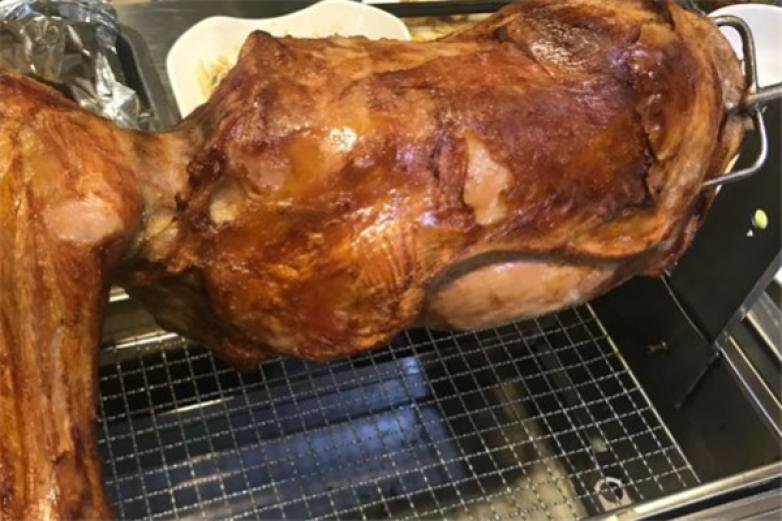 草原碳烤羊腿加盟