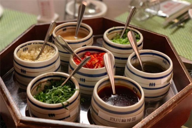 宝记四季火锅加盟