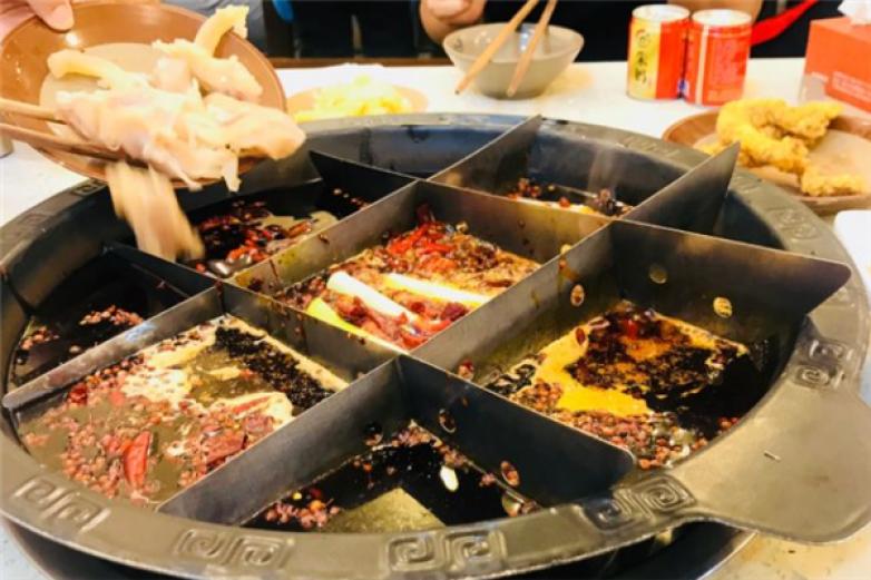 朱妈老火锅加盟