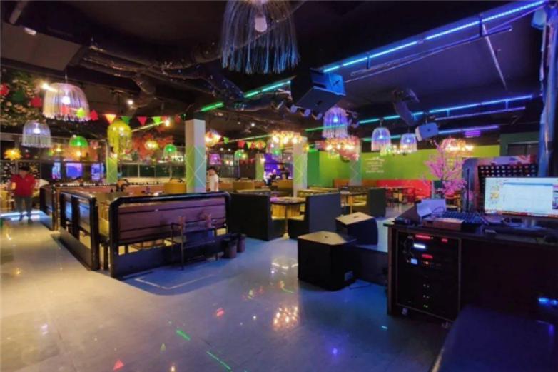 老炮音乐烤吧加盟