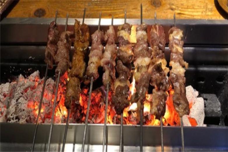 河坝烧烤串城加盟