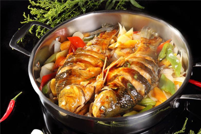 亦冰亦火焖锅加盟