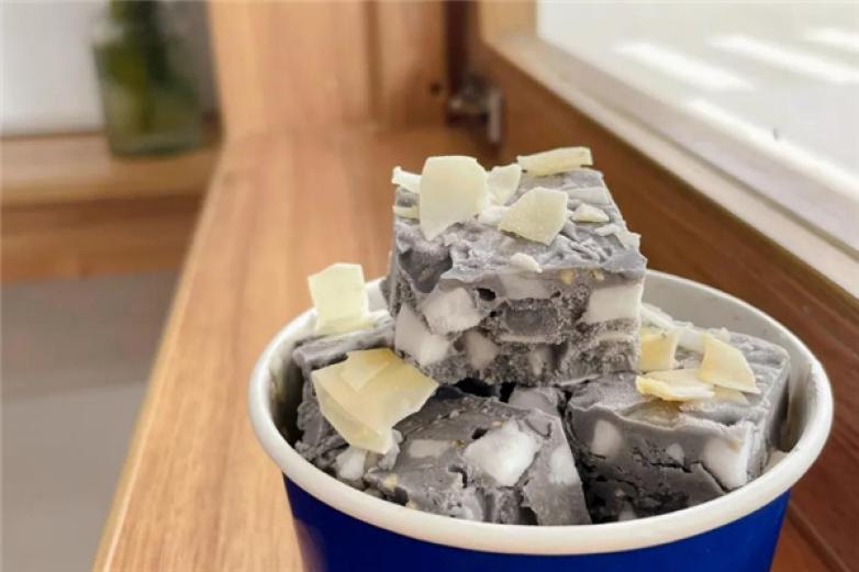 咕叽家厚切炒酸奶加盟