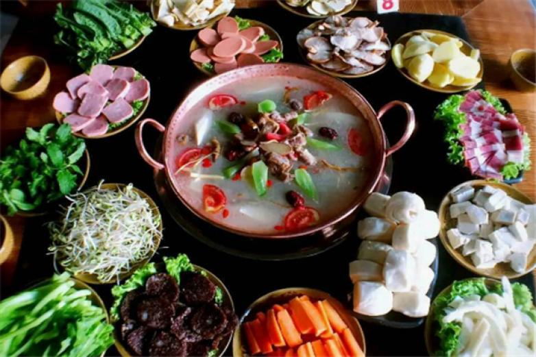 丽江腊排骨火锅加盟