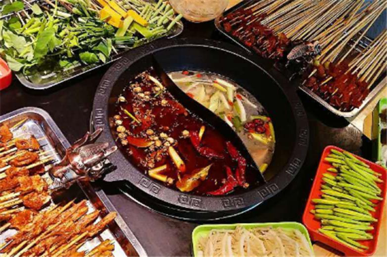 耍川串串火锅加盟