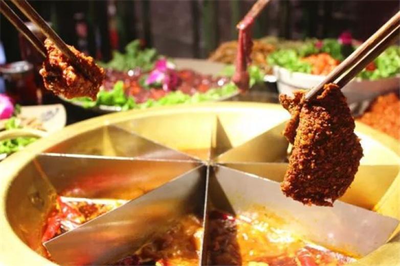 石八梯老火锅加盟