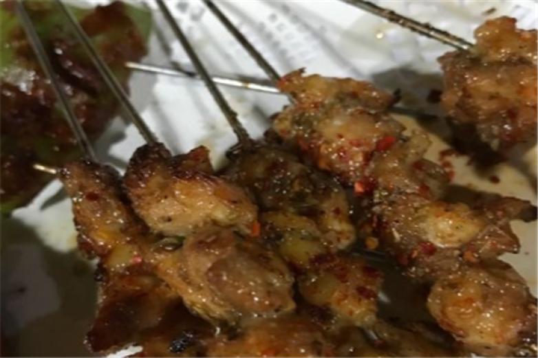 聚福林烧烤加盟