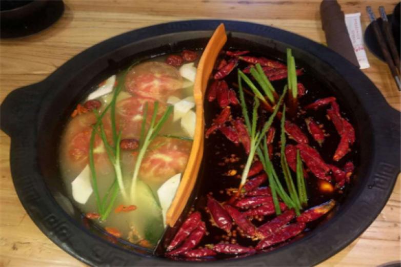 鼎级香涮烤火锅加盟