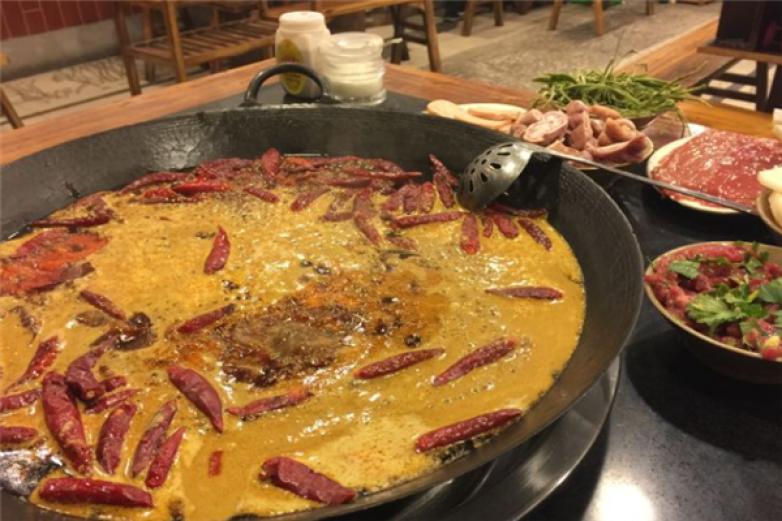 幺九幺老火锅加盟