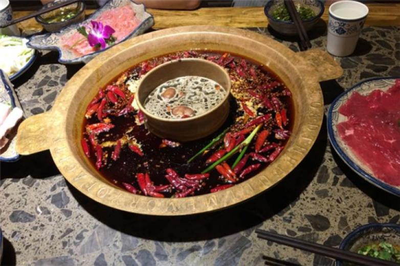 记忆老火锅加盟