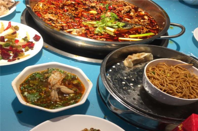 铜香来美蛙鱼自助火锅加盟