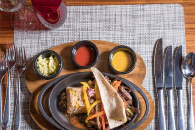 3皇3家西餐加盟