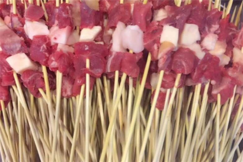 吾麦尔羊肉串摊加盟