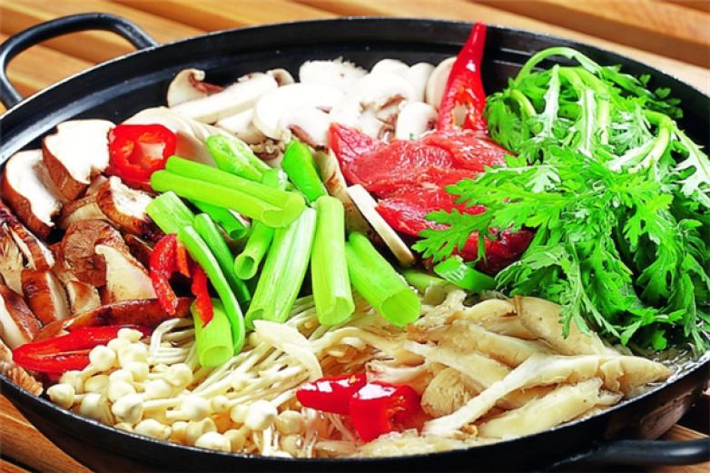 鑫派鲜菜火锅加盟
