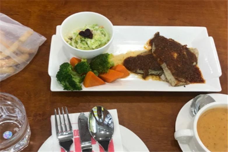 曼哈顿西餐加盟