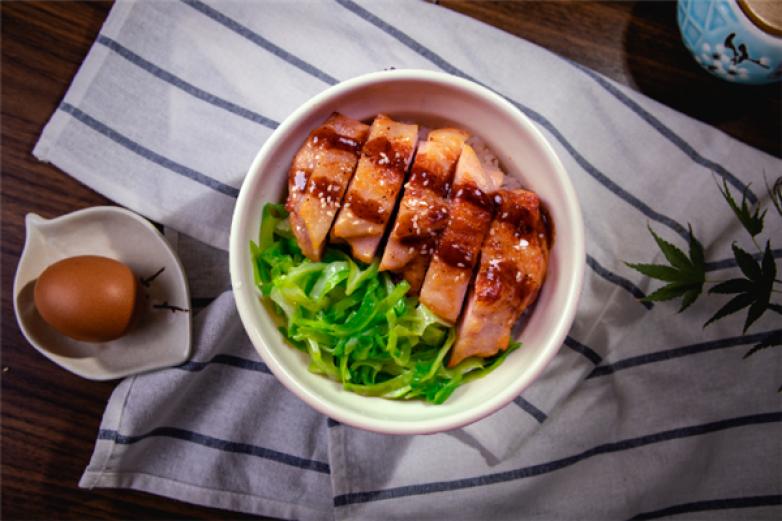 牛丼家牛井饭咖喱饭加盟