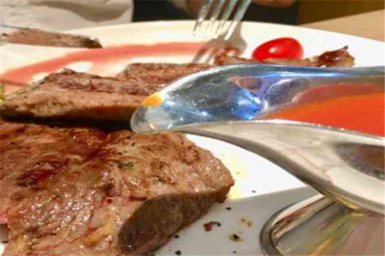 卡多多西餐加盟